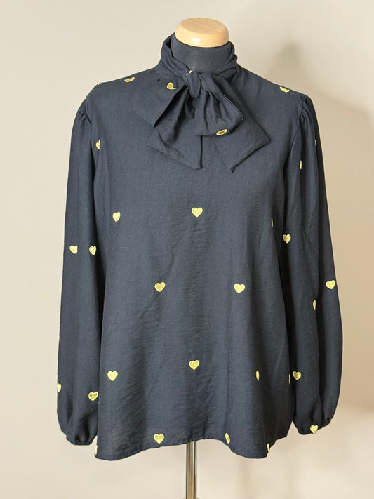 Amora Heart Blouse – Zilveren of Gouden Hartjes