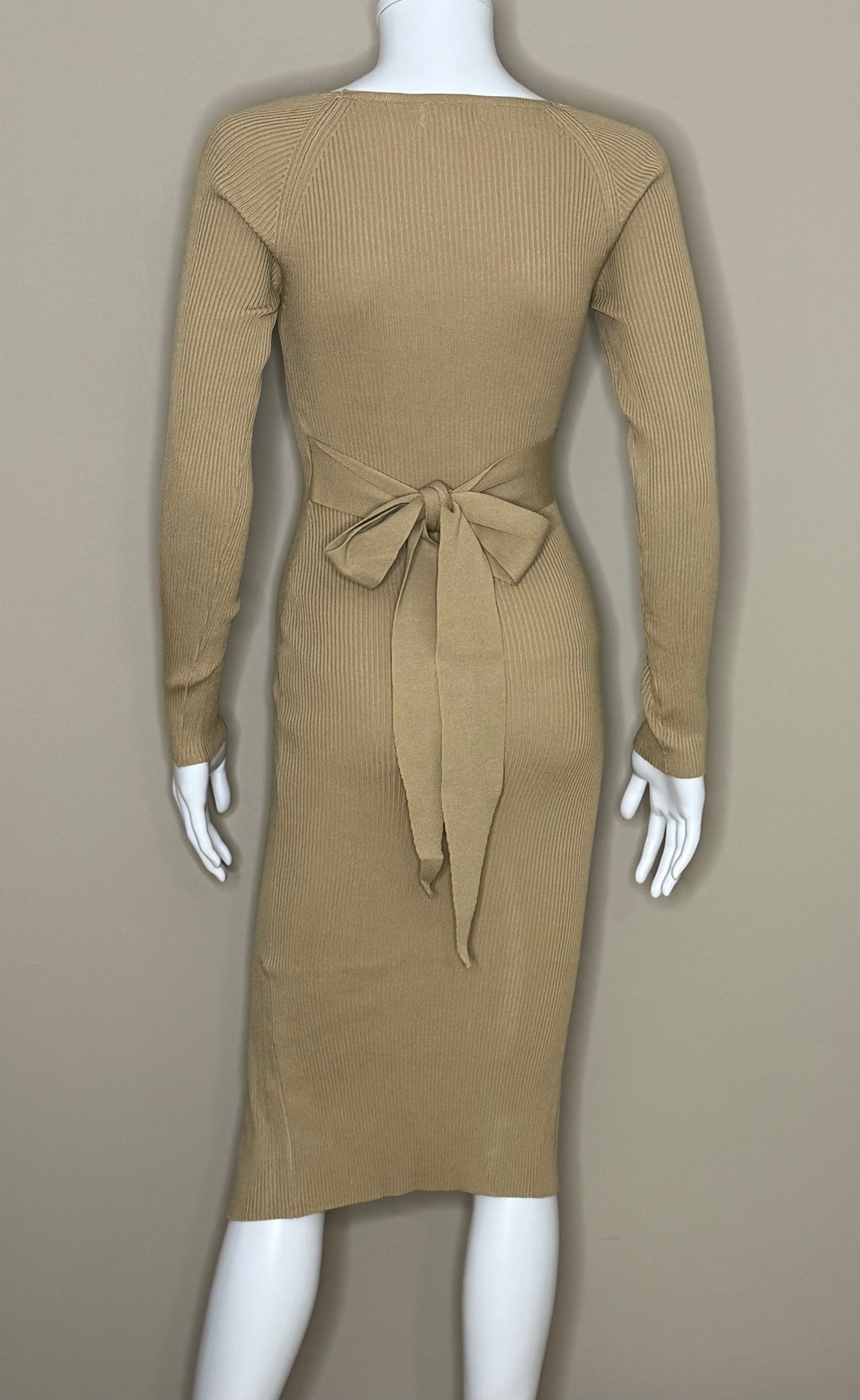 Fijngebreide Jurk | Zacht, Elegant & Tijdloos – Zwart & Taupe