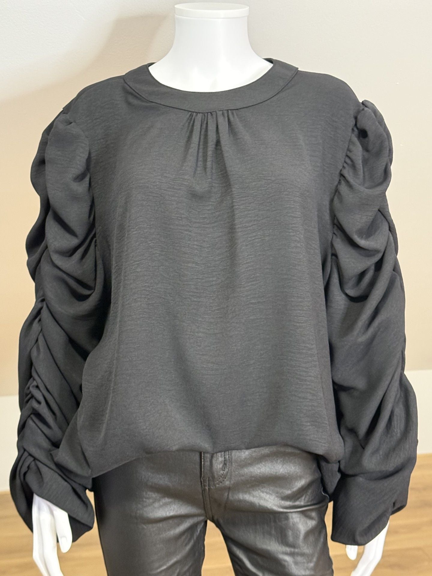 Blouse met pofmouw