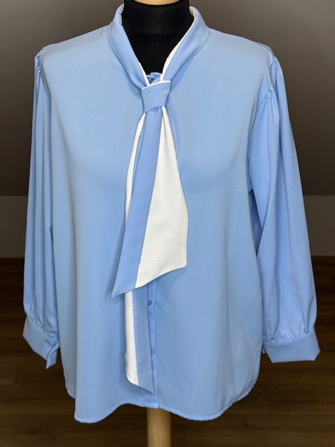 Blouse met Sjaal detail