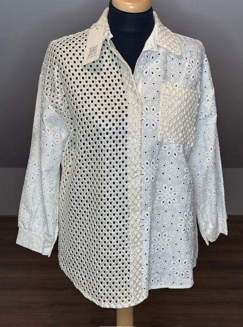 Broderie blouse