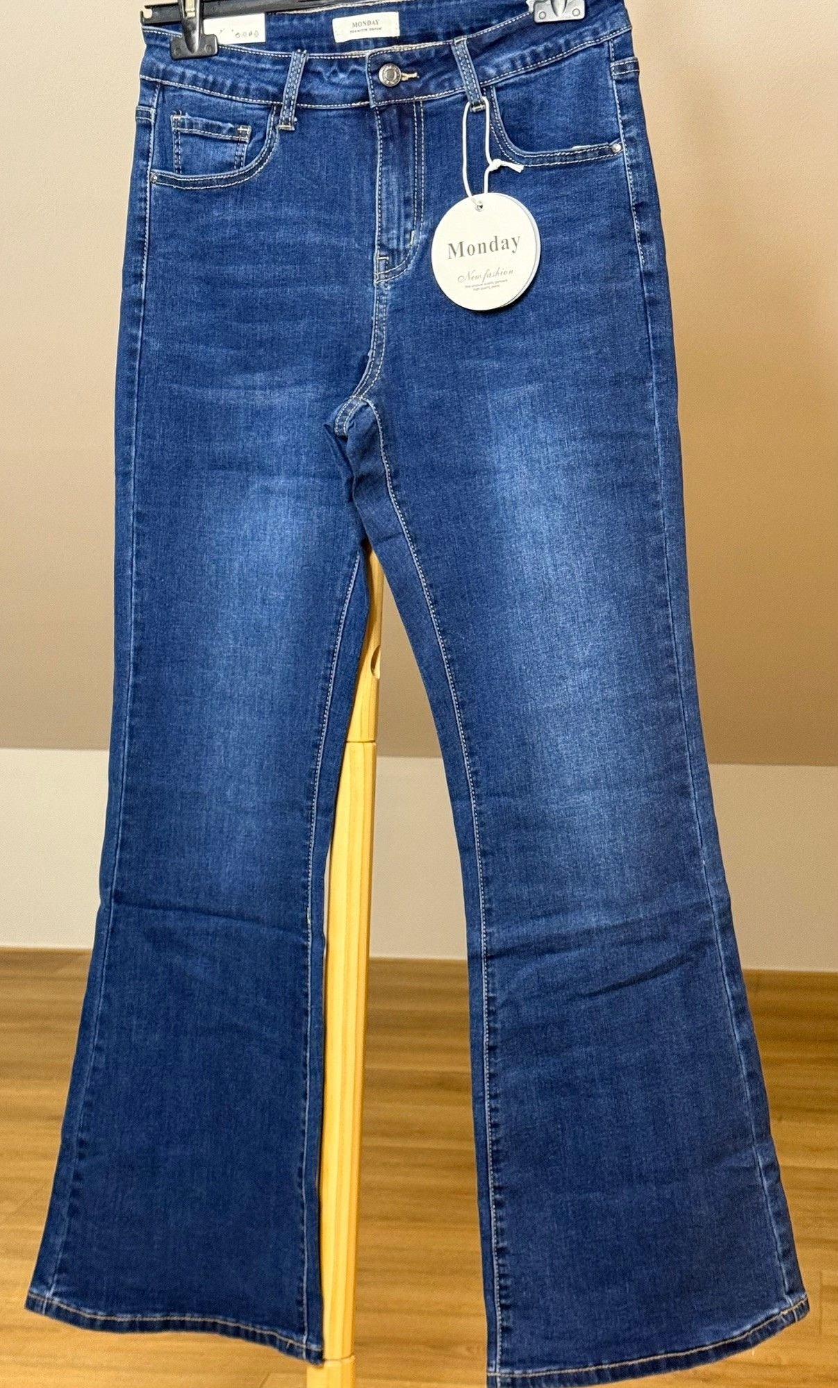 Flared jeans vanaf maat 40 t/m 48