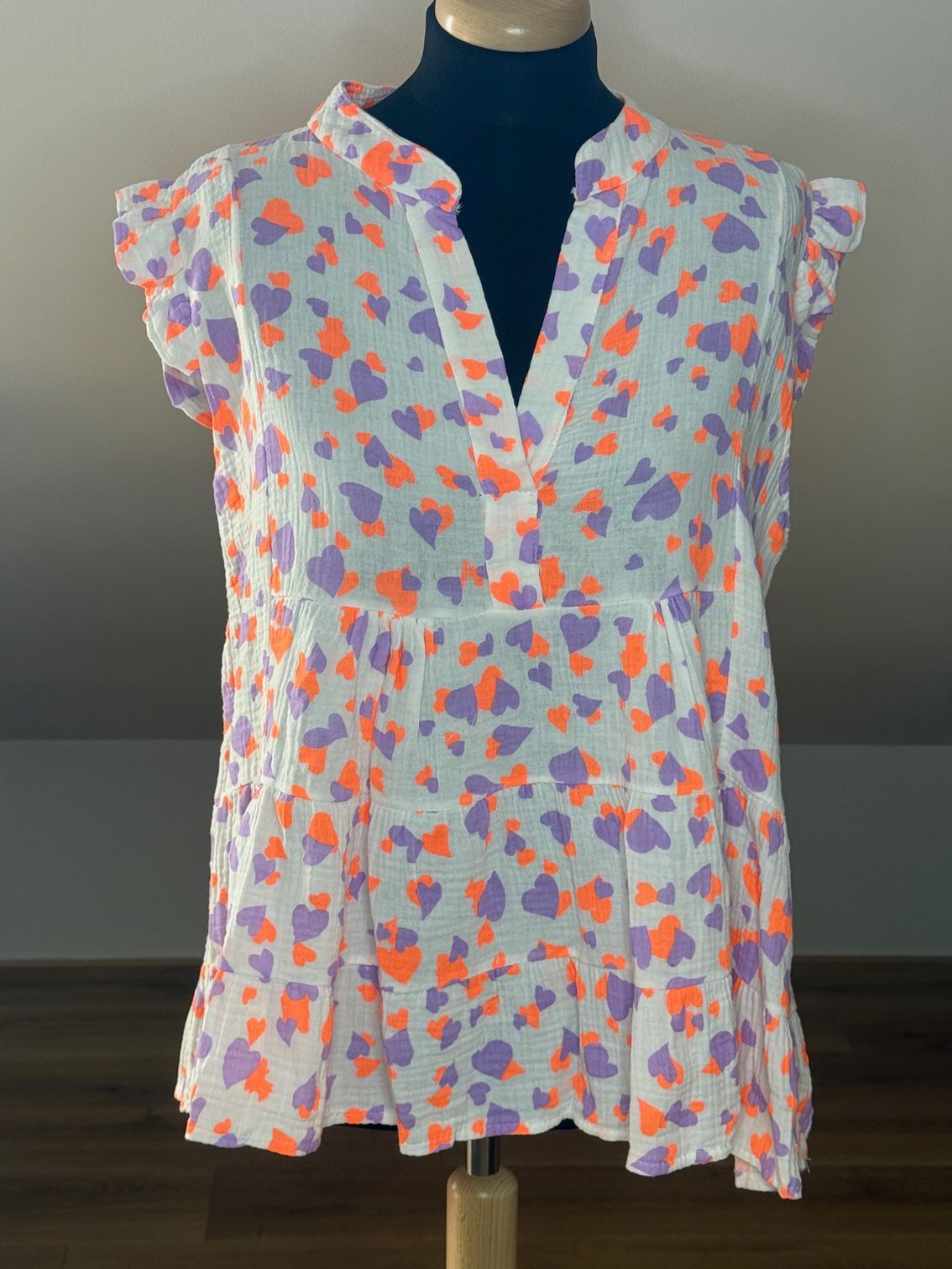 Zomerse Top  V-hals Hartjes